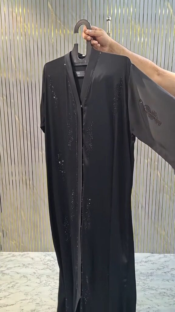 Midnight Allure Embellished Abaya – A Masterpiece of Minimalist Glamour - Photo 6